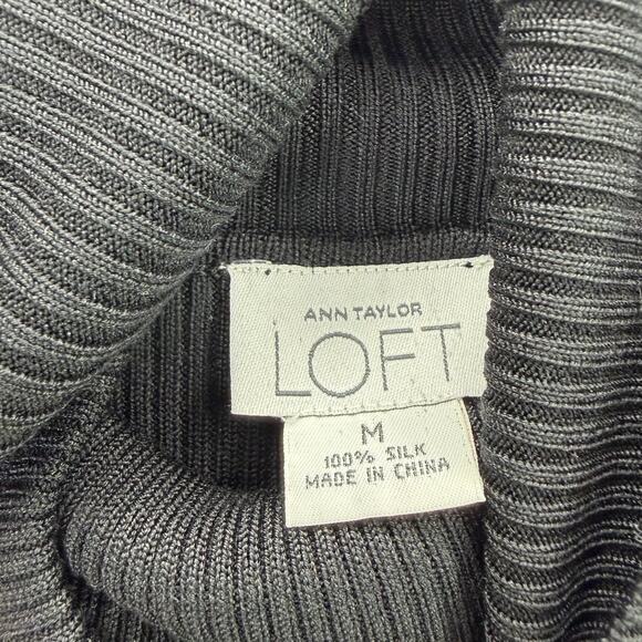Ann Taylor LOFT Women’s Black Silk Blend Ribbed Turtleneck Sweater Size M - Picture 6 of 9